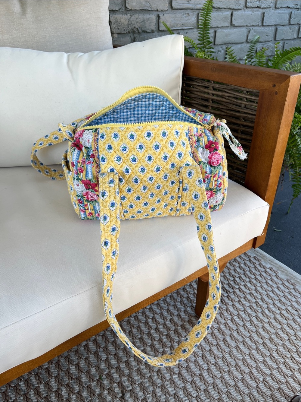 Vera Bradley Elizabeth 100 Handbag - Picture 9 of 10
